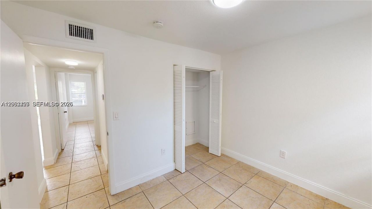 453 SW 2nd St , Unit 301C, Miami, FL 33130 Photo