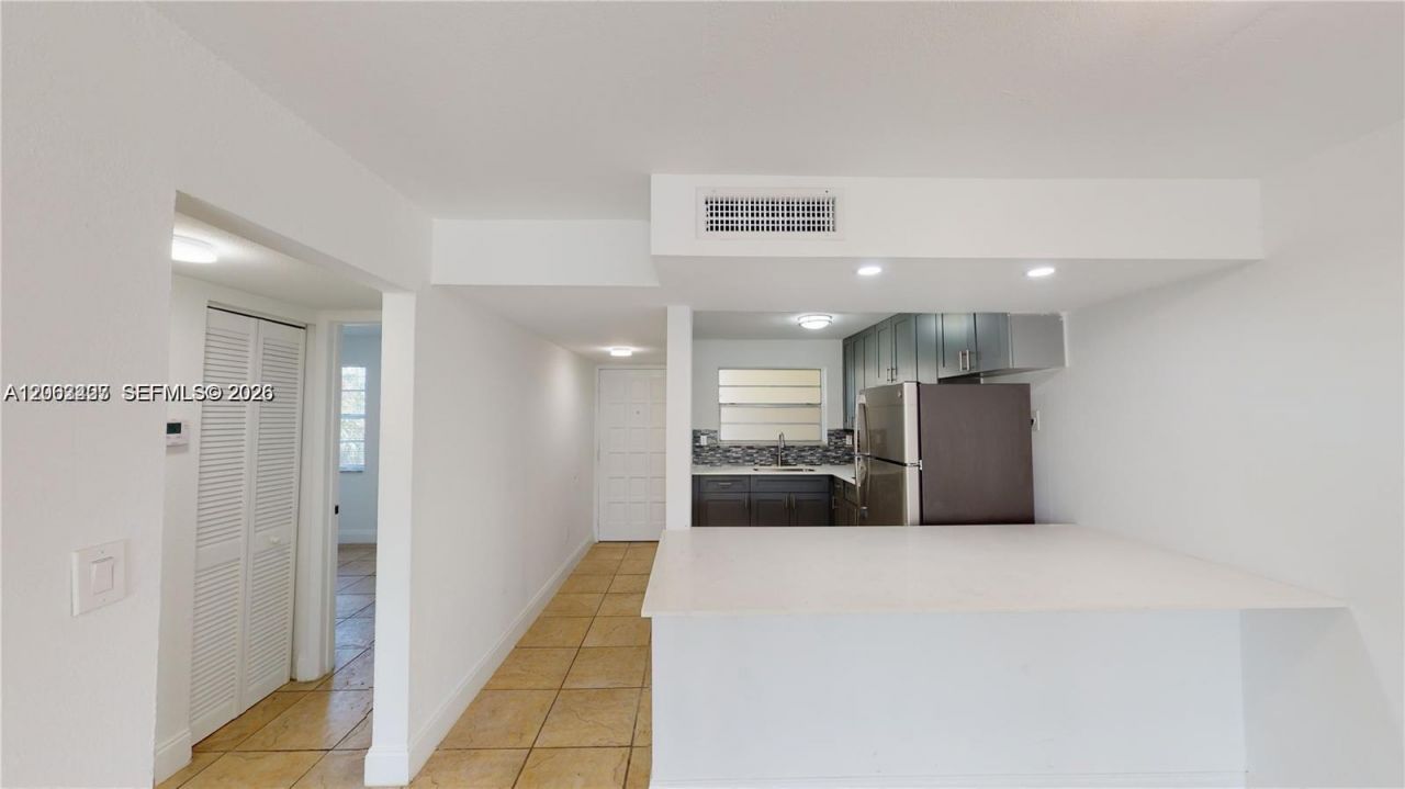 453 SW 2nd St , Unit 301C, Miami, FL 33130 Photo