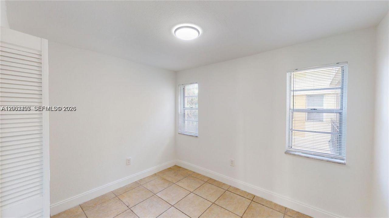 453 SW 2nd St , Unit 301C, Miami, FL 33130 Photo