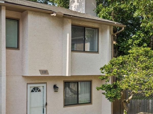 1139 Bloodworth Ln, Pensacola, FL 32504