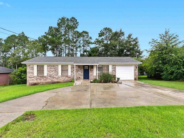 911 Jacks Branch Rd, Cantonment, FL 32533