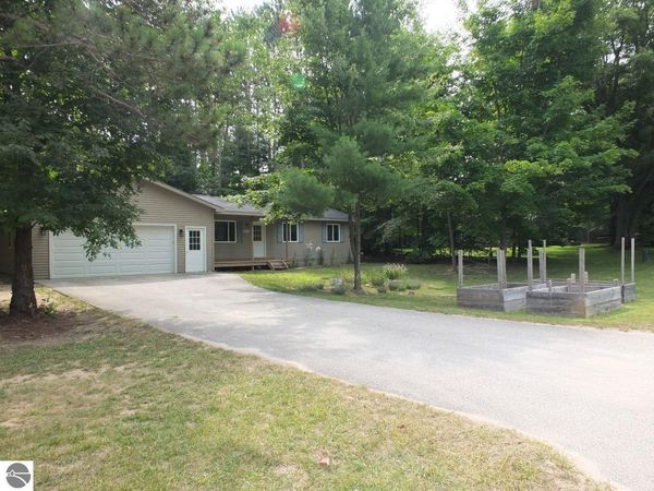 6211 Bellows Lake Road, Lake Ann, MI 49650