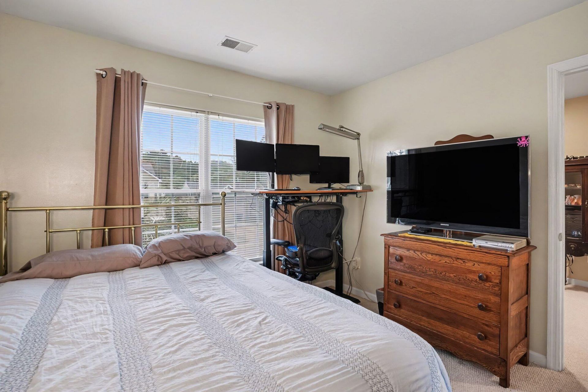 141 Towering Pine Drive Photo 24