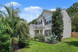 141 Towering Pine Drive photo 4