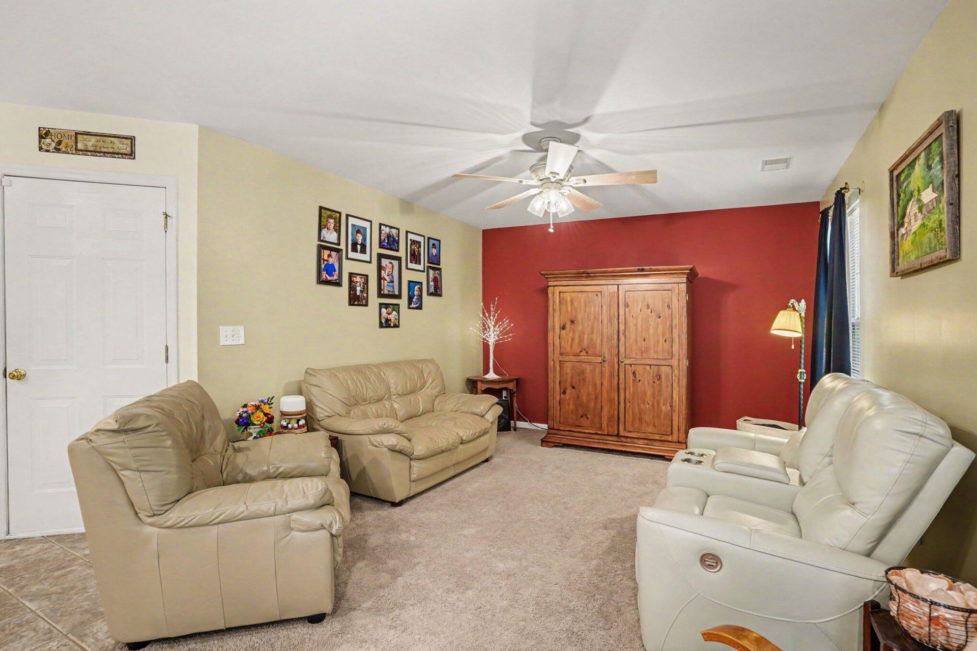 141 Towering Pine Drive Photo 8