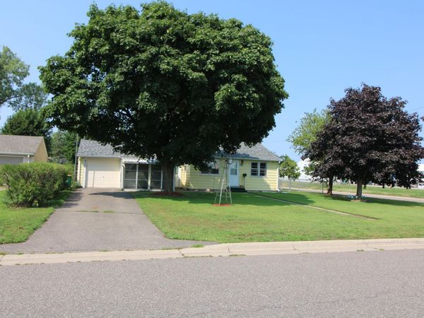 6300 60th Avenue N, Crystal, MN 55428