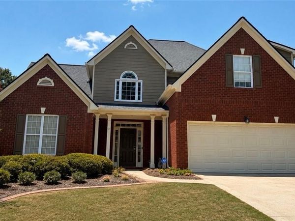 207 Woodview Lane , Woodstock, GA 30188
