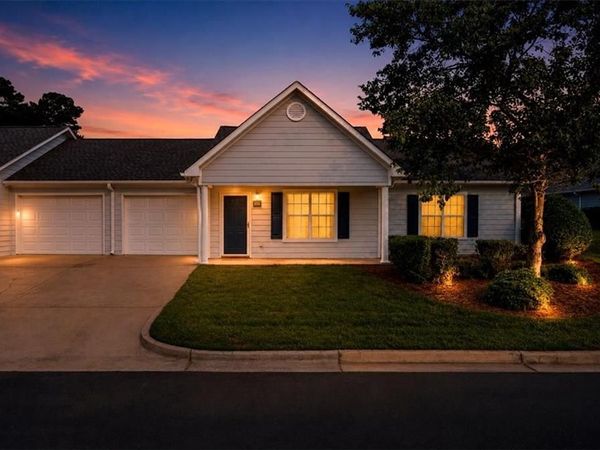 3033 Bentley Park Circle , Gainesville, GA 30504