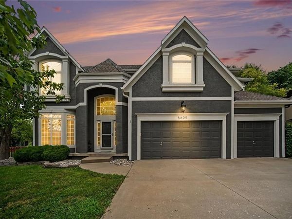 5605 NE Misty Meadow Place, Lee's Summit, MO 64064