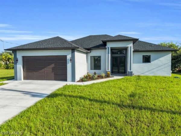 2204 E 7th ST , LEHIGH ACRES, FL 33936