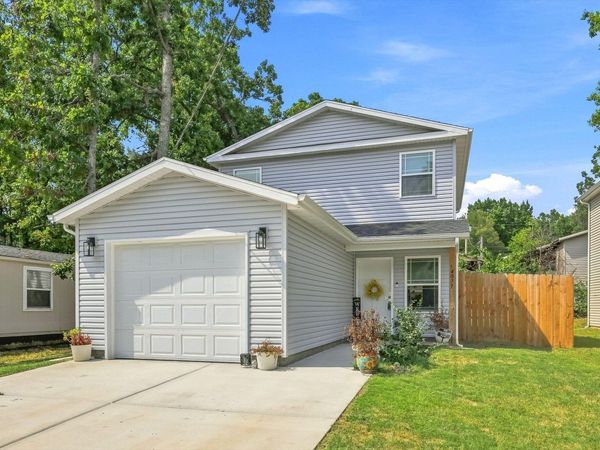 4071 White Oak Road , Merriam Woods, MO 65740