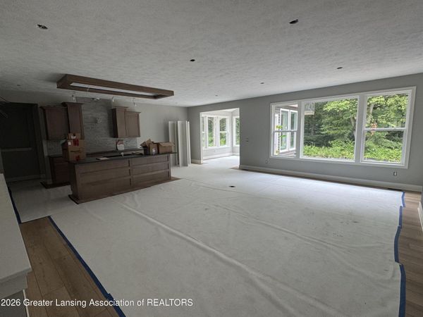 11401 Windswept Drive, Grand Ledge, MI 48837