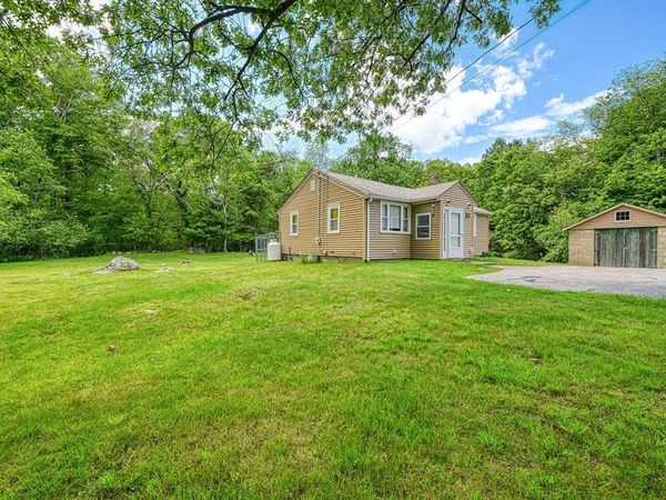 502 South St, Holbrook, MA 02343