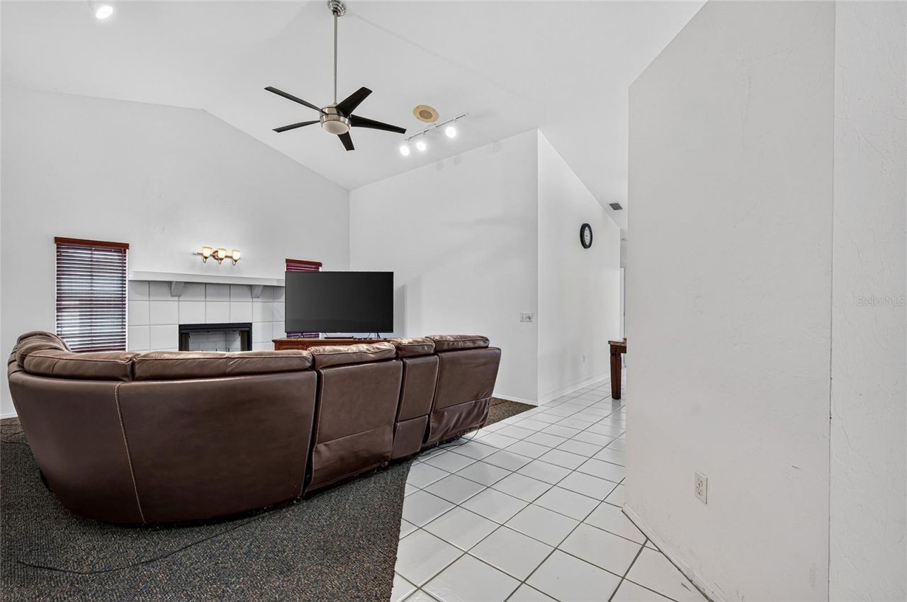 105 Jacaranda Boulevard, Venice, FL 34292 Photo