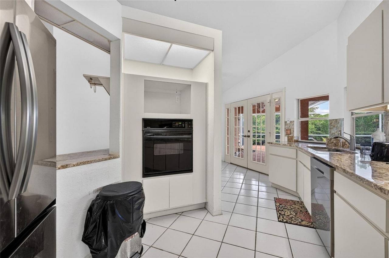 105 Jacaranda Boulevard, Venice, FL 34292 Photo