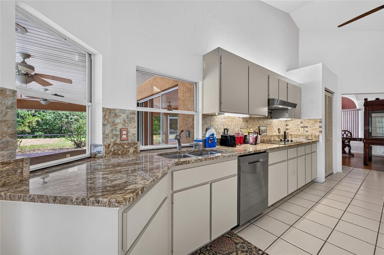 105 Jacaranda Boulevard, Venice, FL 34292 Photo