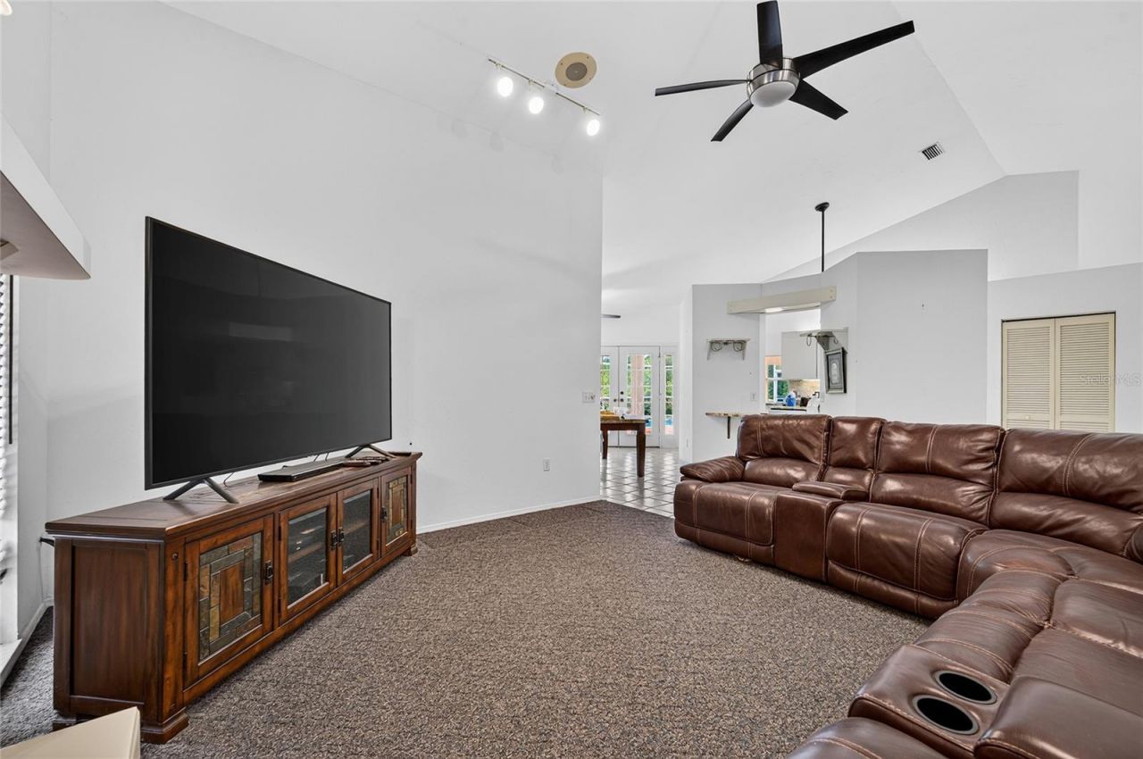 105 Jacaranda Boulevard, Venice, FL 34292 Photo