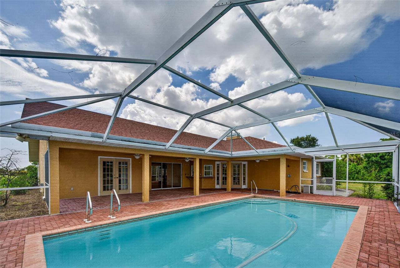 105 Jacaranda Boulevard, Venice, FL 34292 Photo