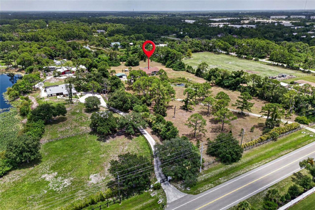 105 Jacaranda Boulevard, Venice, FL 34292 Photo