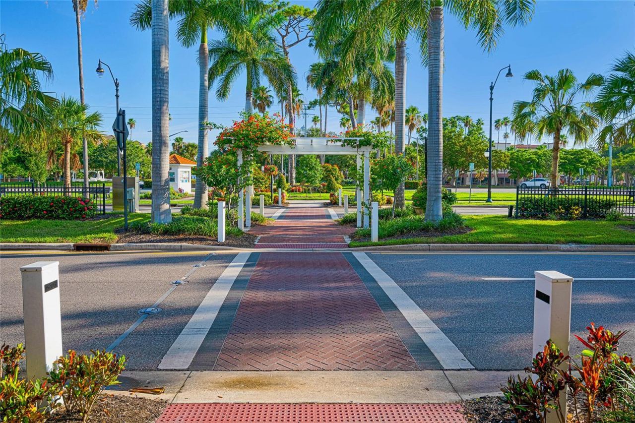 105 Jacaranda Boulevard, Venice, FL 34292 Photo