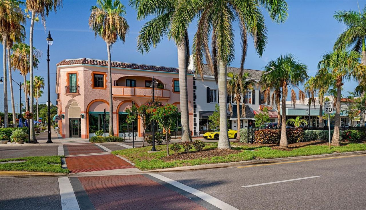 105 Jacaranda Boulevard, Venice, FL 34292 Photo