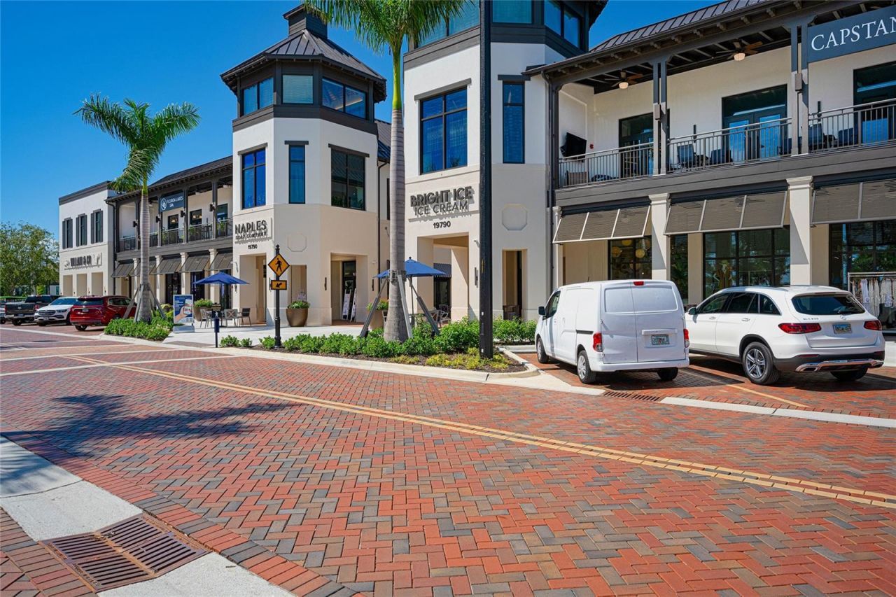 105 Jacaranda Boulevard, Venice, FL 34292 Photo