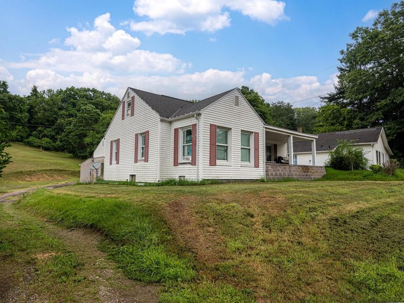 1822 Chestnut Street , Coshocton, OH 43812 Photo 3