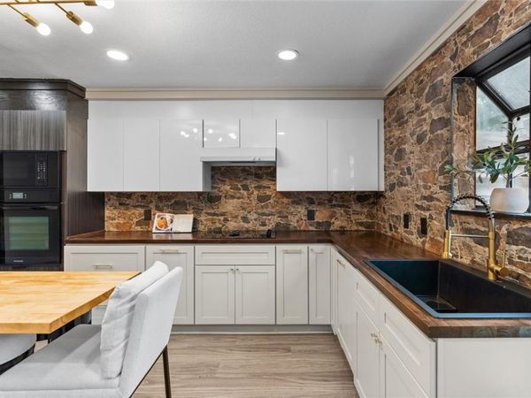 1376 N Oakland Avenue , Unit 1, Fayetteville, AR 72703