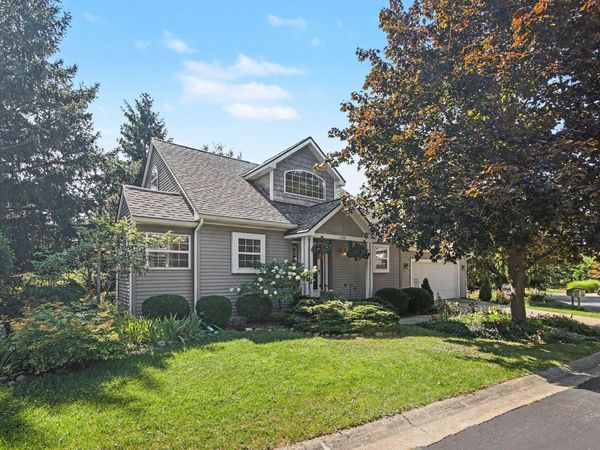 1480 Kelly Green Drive, Ann Arbor, MI 48103