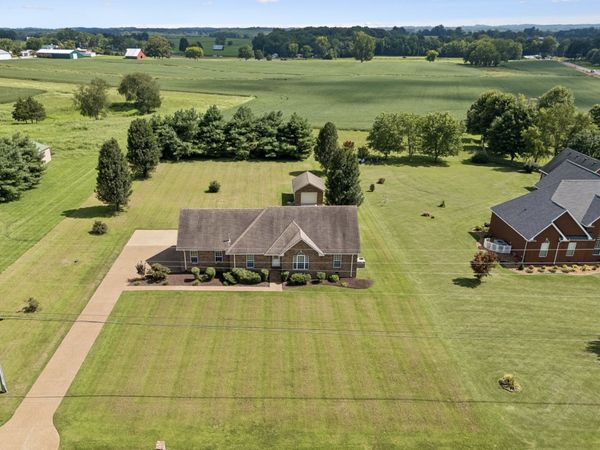 7437 Pinson Lane , White House, TN 37188