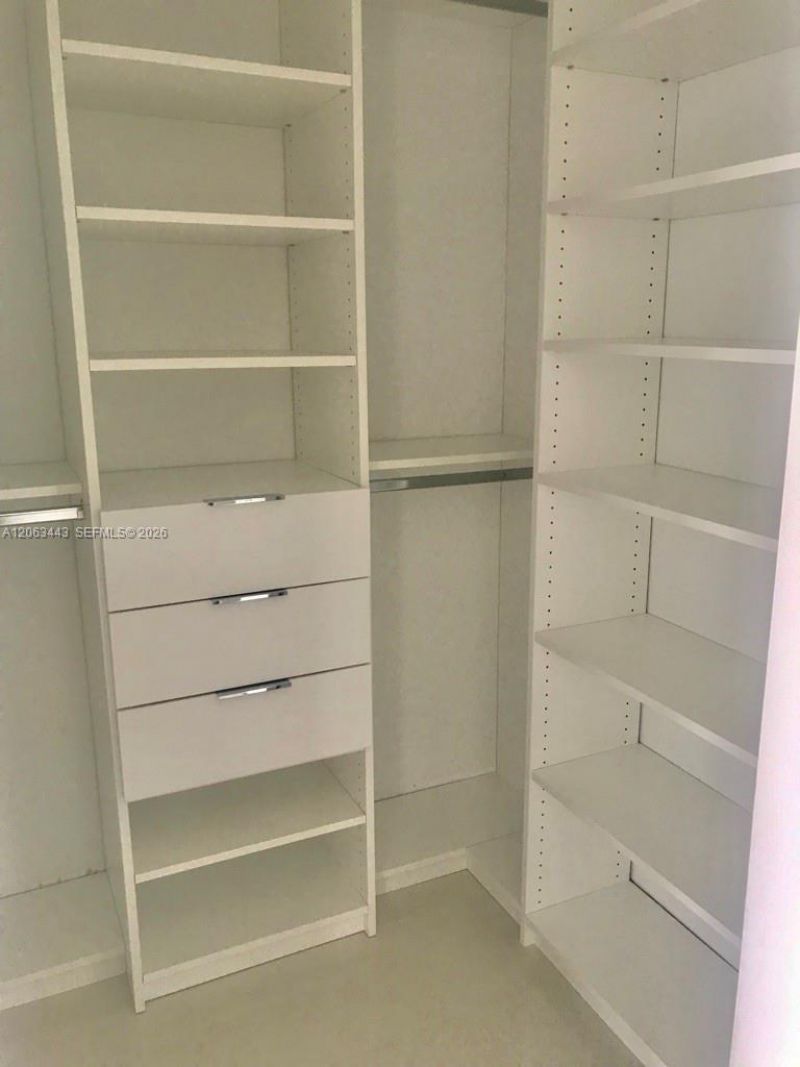 488 NE 18th St , Unit 3000, Miami, FL 33132 Photo