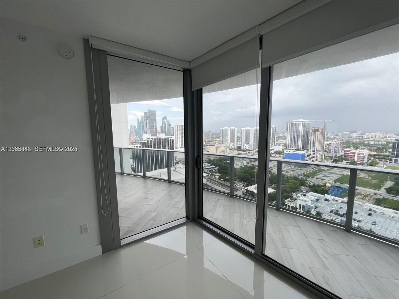 488 NE 18th St , Unit 3000, Miami, FL 33132 Photo
