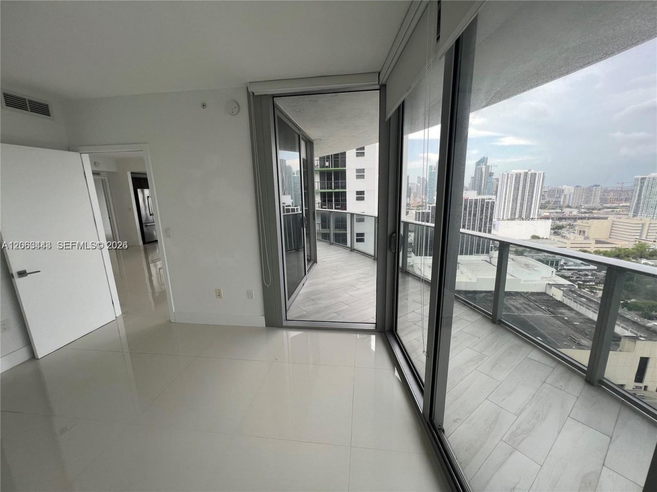 488 NE 18th St , Unit 3000, Miami, FL 33132 Photo