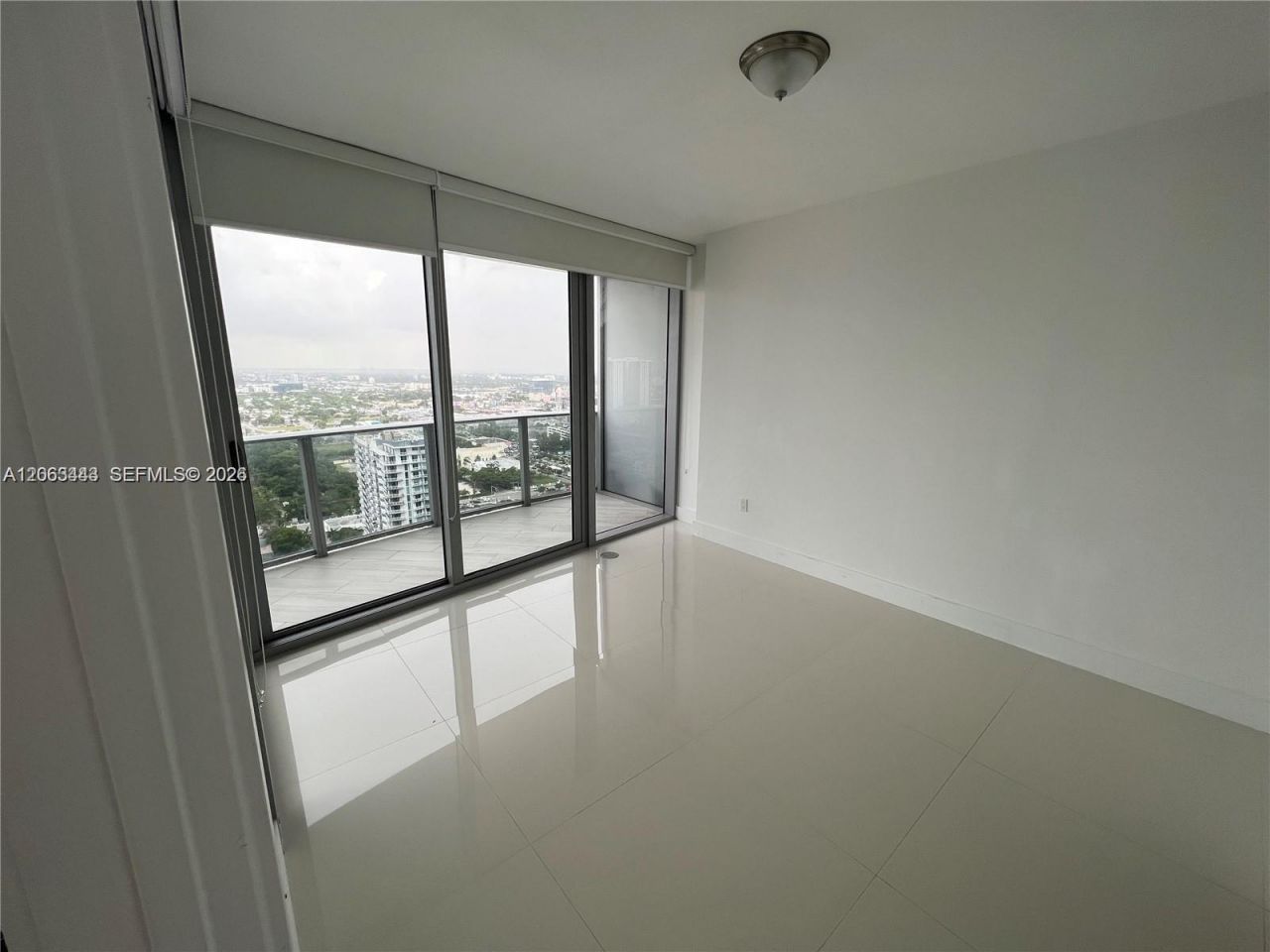 488 NE 18th St , Unit 3000, Miami, FL 33132 Photo