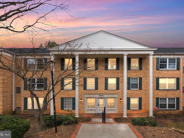 7651 TREMAYNE PLACE, Unit 211, MCLEAN, VA 22102
