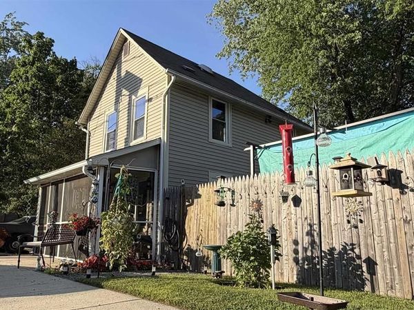 111 S KING STREET, MAGNOLIA, NJ 08049