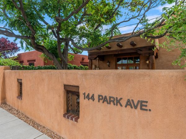 144 Park Avenue, Santa Fe, NM 87501