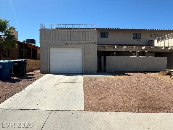 523 Chelsea Drive, Henderson, NV 89014