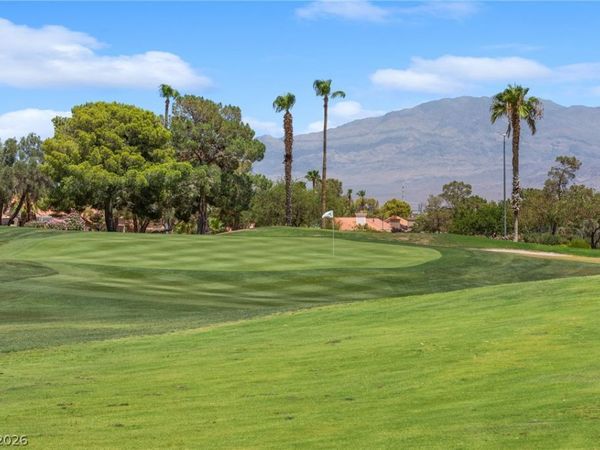 2641 Legend Drive , Las Vegas, NV 89134