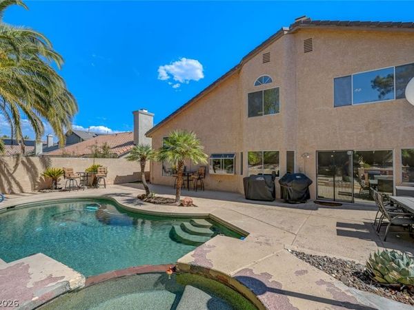 9920 Barrier Reef Drive, Las Vegas, NV 89117