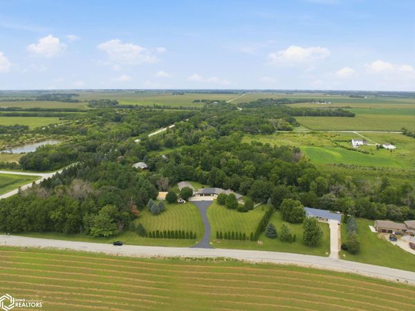 1005 Prairie View Place Place, Rockford, IA 50468