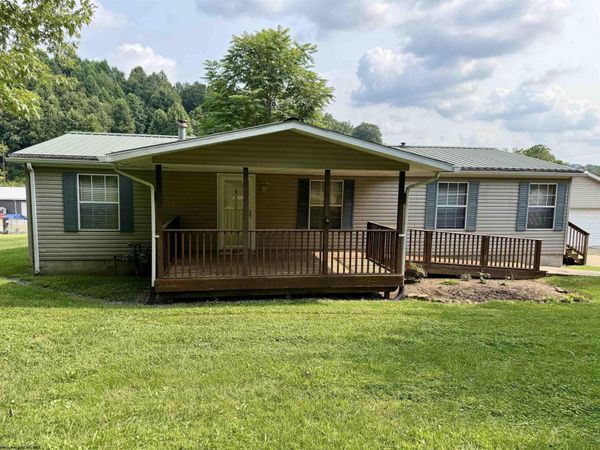 266 Taylor School Road, Bridgeport, WV 26330