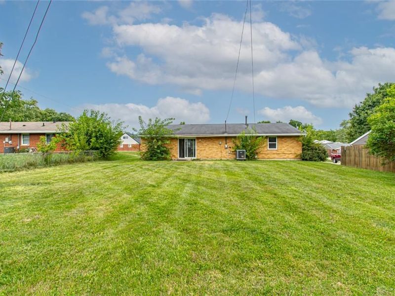 7613 Damascus Drive, Huber Heights, OH 45424 Photo 20
