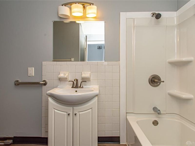 7613 Damascus Drive, Huber Heights, OH 45424 Photo 8