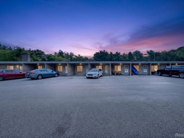 16001 Dixie Highway, Groveland Township, Mi 48442