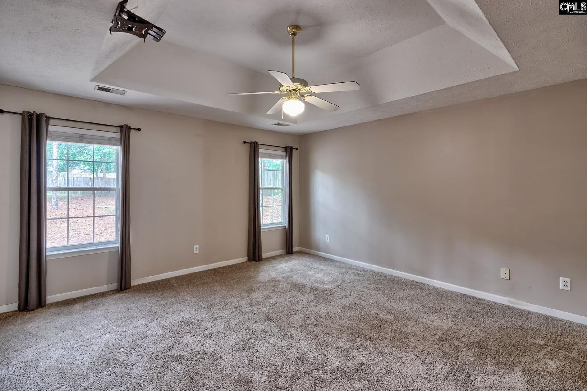 301 Knotts Circle Photo 21
