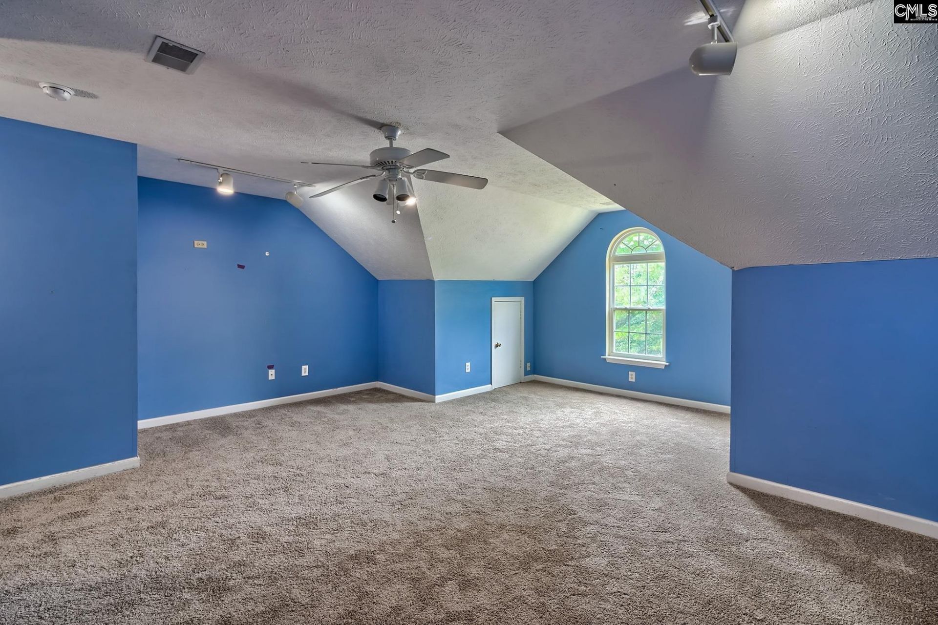 301 Knotts Circle Photo 32