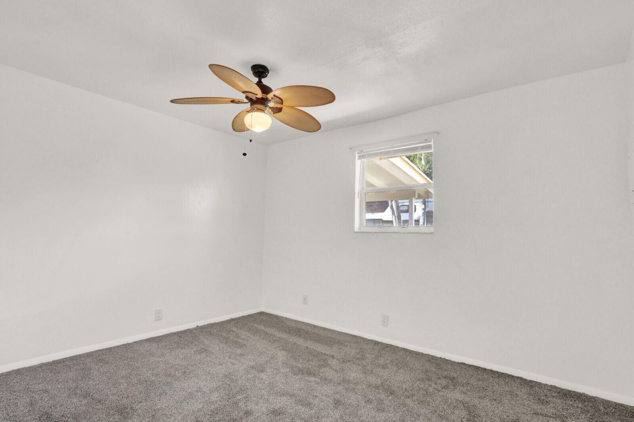 357 Garden Boulevard, Palm Beach Gardens, FL 33410 Photo
