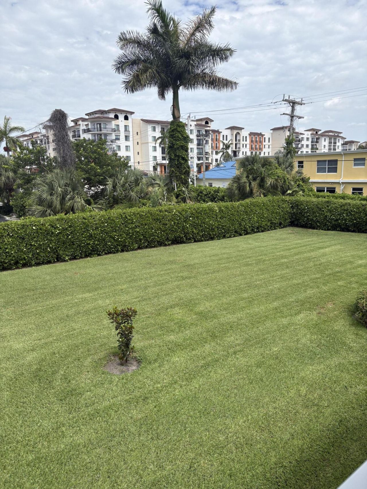 240 Horizons W, Unit 208, Boynton Beach, FL 33435 Photo