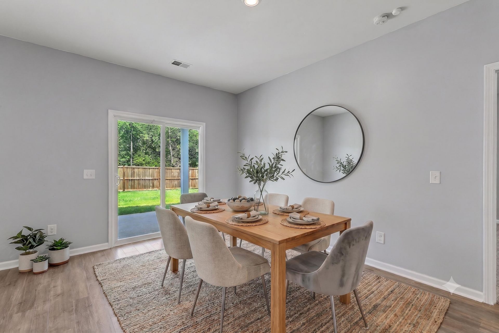 291 Firewheel Court Photo 13
